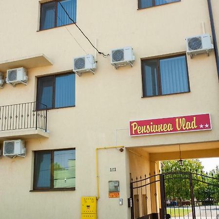 Pensiunea Vlad Arad Exterior photo